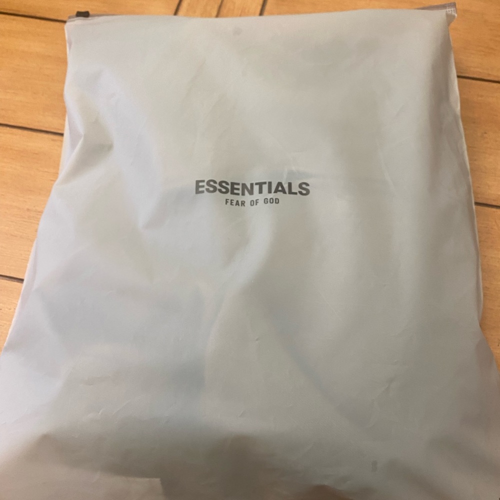 Essential (Fear of God) zip up sweater